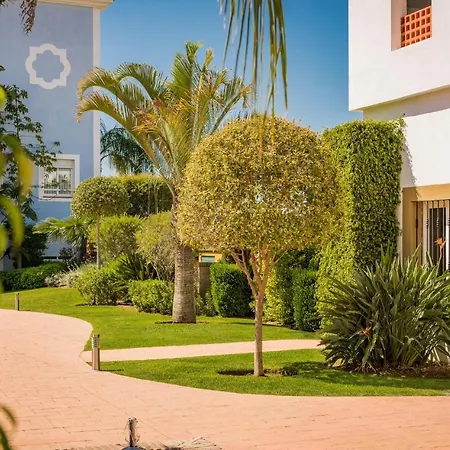 Appartement Beautiful In With Wifi Estepona